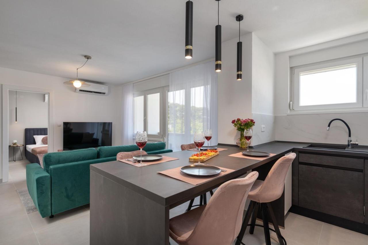 Ampelea Apartment Rovinj Exterior photo